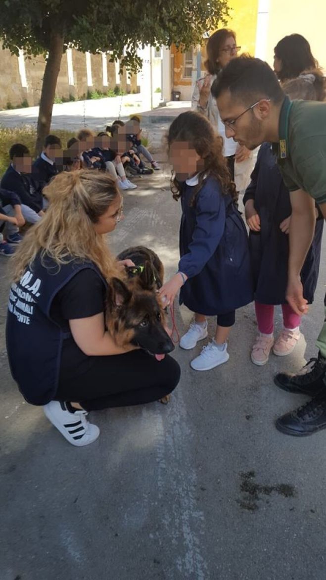 Progetto &quot;il mio Amico Cane&quot; nelle scuole